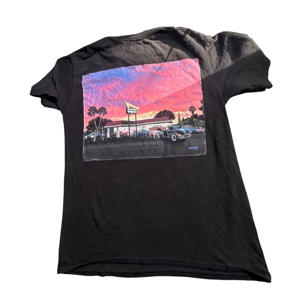 In-N-Out Burger 2020 California Sunset Mike Rider Graphic T-Shirt Men's Small
